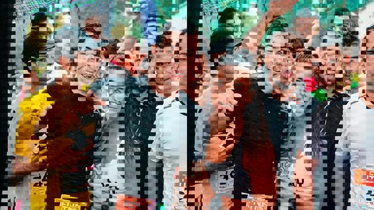 Maratona solidária arrecada alimentos para famílias carentes e supera meta de participantes